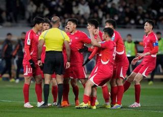 북한 일방적 불가 통보, 단호한 FIFA "0-3 몰수패 처리할 것"