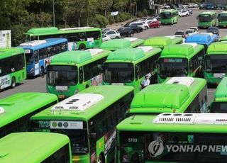 서울 시내버스 멈추나…노조 28일 총파업 예고, 26일 찬반투표