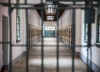 교도소서 스스로 목숨 끊은 30대…국가가 배상한 이유