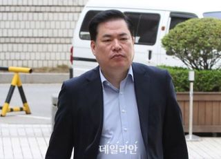 "이재명 죗값 받아야"…'대장동 개발' 책 내는 유동규 [뉴스속인물]