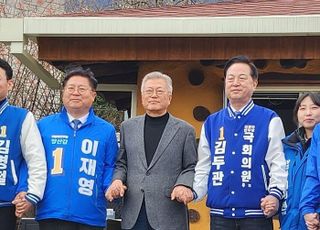 양산을 김두관·김태호, 선거운동 개시…덕계사거리·사송신도시서 각각 표심 호소