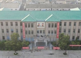 북한 영공 뚫렸다…중국 민간드론에 포착된 北주민들 실상