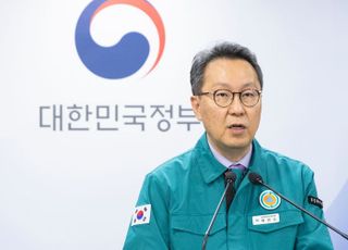 “전공의 공백 감당”…정부, 진료지원 간호사 2700명 추가 충원
