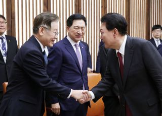 [속보] 윤대통령-이재명 전화통화…정국 현안 논의
