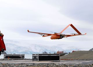 SKB, 남극서 양자 암호화한 ‘드론 4K 영상’ 실시간 전송…업계 최초