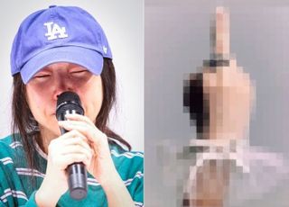 "뉴진스 아류" 민희진 말하는데…'손가락욕' 올린 아일릿 디렉터