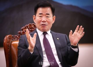 "국회의장 중립 아냐" 野 의장 후보들에…김진표 "공부해보면 부끄러울 것"