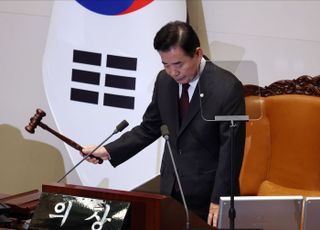 국민 62.9% "국회의장, 중립 지켜야 한다" [데일리안 여론조사]