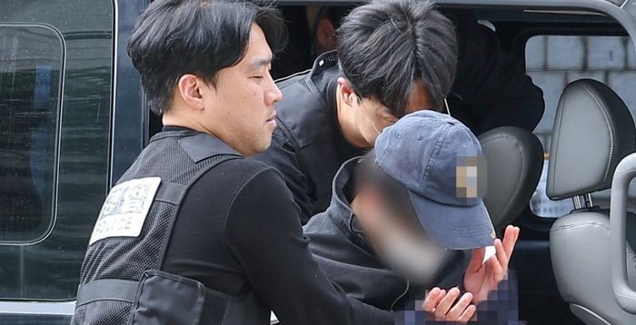 강남역 '여친 살해' 명문대 의대생, 구속심사…"유족께 죄송하다"