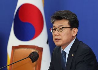 진성준 "22대 국회 개원 즉시 전국민 25만원 지급 특별조치법 처리"