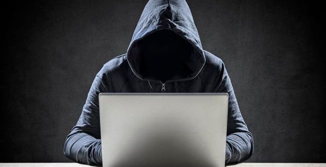 법원 전산망 '탈탈'…北 해킹조직, 2년간 개인정보 1000GB 빼내