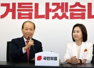 황우여 "공조하며 같이 가자"…허은아 "달라진 국민의힘 기대"