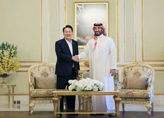 윤 대통령, 모하메드 UAE 대통령과 정상회담…첫 국빈 방한