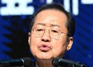 '진드기 정치' '얼치기 3류' 독해지는 홍준표의 입