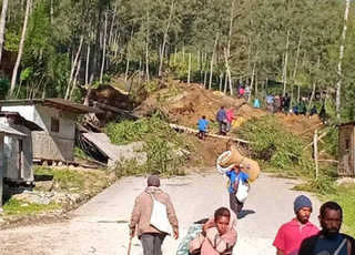 파푸아뉴기니서 대규모 산사태 발생…"최소 100명 사망"