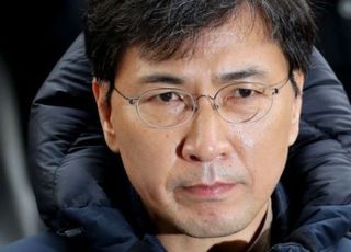 법원 "안희정, '성폭행 피해' 김지은에 8400만원 배상하라"