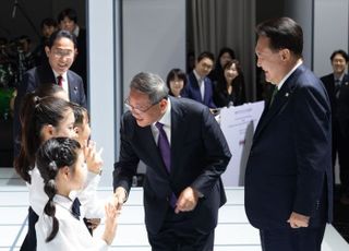 尹·기시다·리창, 3국 협력 약속…"우리 경제 관계 긴밀해"