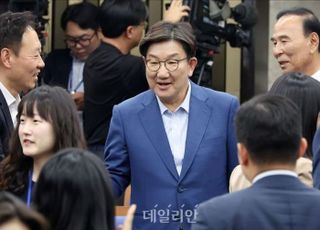 권성동 "대통령 임기 단축 개헌론 반대…탄핵 도구로 악용"