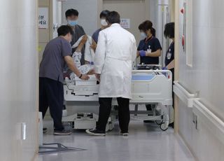 “한국의료 사망” 의료계에…정부 “집단행동으로 이룰 수 있는 것 없어”