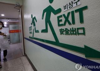 정부, 사직서 수리하며 '퇴로' 마련해줬지만…전공의 "그래도 안 돌아간다" 