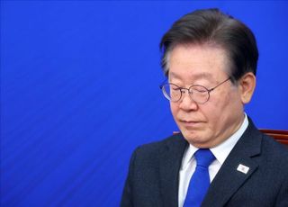 '대북송금' 이화영 1심 징역 9년 6개월…이재명 추가 기소 여부 주목