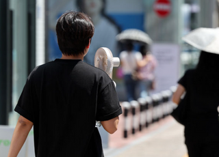 [오늘 날씨] 전국 대부분 낮 기온 35도 안팎...화끈거리는 피부 '일광화상' 관리는 어떻게?