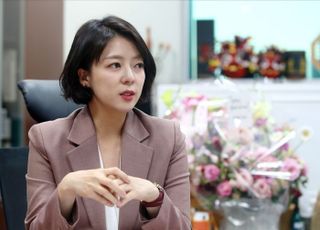 배현진 "당 지도부 만드는 일, 상엿길 아닌 꽃길이어야"