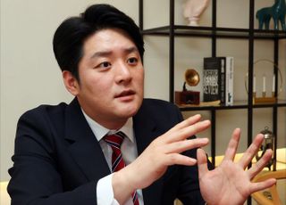 [인터뷰] 김정식 "與, 100년 선도할 더 큰 어젠다로 승부 봐야"