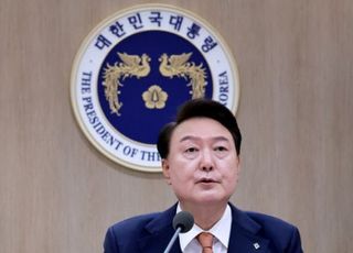 [속보] 尹, 김홍일 방송통신위원장 사의 수용…면직안 재가