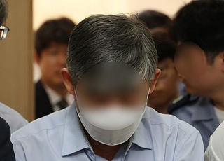 '경찰 인사 비리' 전 치안감 구속…청탁 대가로 3500만원 수수 혐의