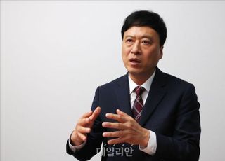 초선 정성국 "고의로 총선을 졌다고? 금도 벗어난 발언" 작심 비판