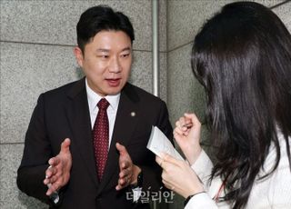 [인터뷰] 진종오 "사격·정치, 항상 외롭지만 감동을…'말' 잘 듣겠다"