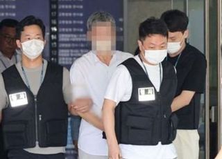 '아시아 쉰들러' 목사의 민낯…기숙사서 탈북청소년 성추행, 2심도 징역 5년