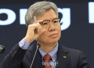 경찰, 김택우 의협 전 비대위원장 4차 소환…전공의 사직 종용 혐의