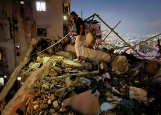 이스라엘, 결국 레바논 수도 공습..."헤즈볼라 오른팔 사망"