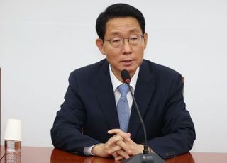 한동훈이 지명한 김상훈, 만장일치로 의총서 정책위의장 추인됐다