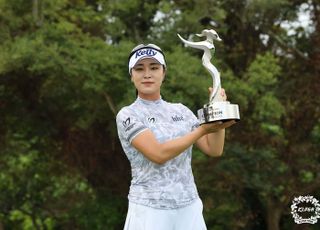 KLPGA 하반기 첫 대회 우승 윤이나, 위믹스 포인트 2위 UP