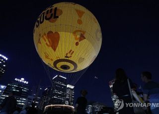 서울 밤하늘 떠오르는 서울달, 10일 여의도공원서 개장식 열고 시범운영