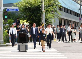 의왕시, 국내 최초 실외이동로봇과 신호체계 연동 추진