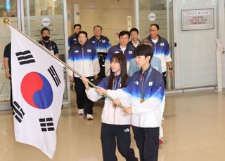 ‘파리 올림픽 선전’ 대한민국 선수단 본진 금의환향