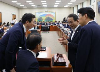 '김여사 명품백' 사건 담당 간부 사망 놓고…野 "윗선 외압" 與 "야당 악성민원"