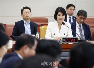 이진숙 "野 제기 각종 의혹 근거 없어" 반박