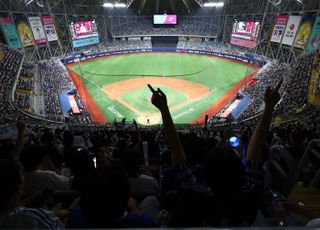 ‘프로야구 잘 나가네!’ 사상 첫 900만 관중 돌파…꿈의 1000만도 가능?