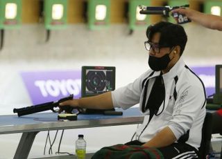 사격 조정두, 패럴림픽 한국 선수단 첫 금메달 주인공