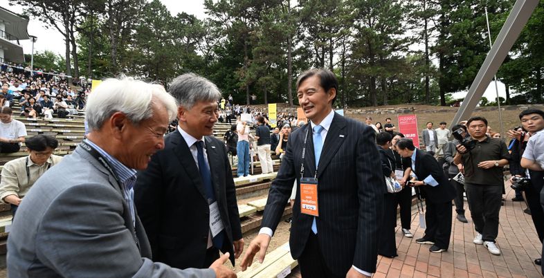 조국, 영광·곡성서 월세살이…민주당과 '한판승부' 대비 전력