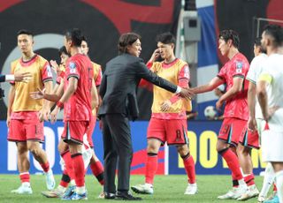 ‘팔레스타인 상대 졸전’ 축구대표팀, FIFA 랭킹 23위 제자리