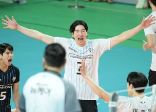 컵대회 MVP 허수봉 “받을 줄 몰랐다, 상금은 선수들 회식비용”