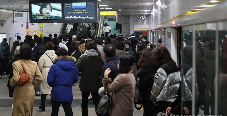 김포골드라인, 개통 5년만에 운영사 교체…전동차 제작사가 운영