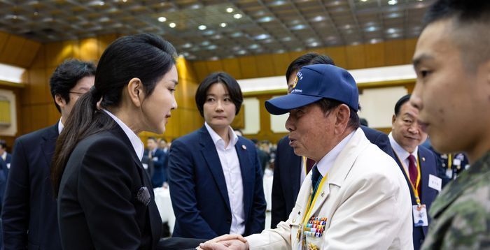 친한계, 김건희 여사 사과 요구…"여론 분노 게이지 낮춰야"