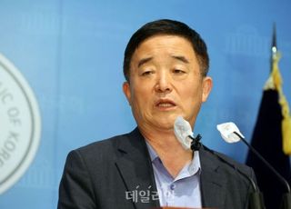 '탄핵의 밤' 與 대응 어떻게 되나…"그냥 둬선 안 된다"